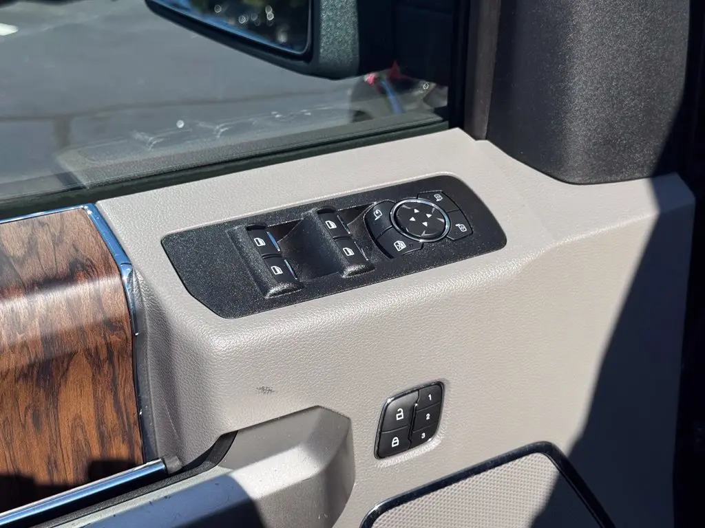 2019 Ford F-150 - $31,780