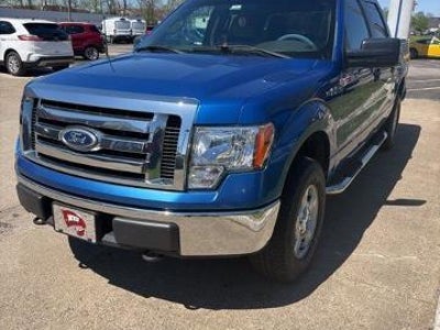 2010 Ford F-150 4X4 XL 4DR Supercrew Styleside 5.5 FT. SB
