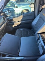 2023 F-150 Thumbnail 23