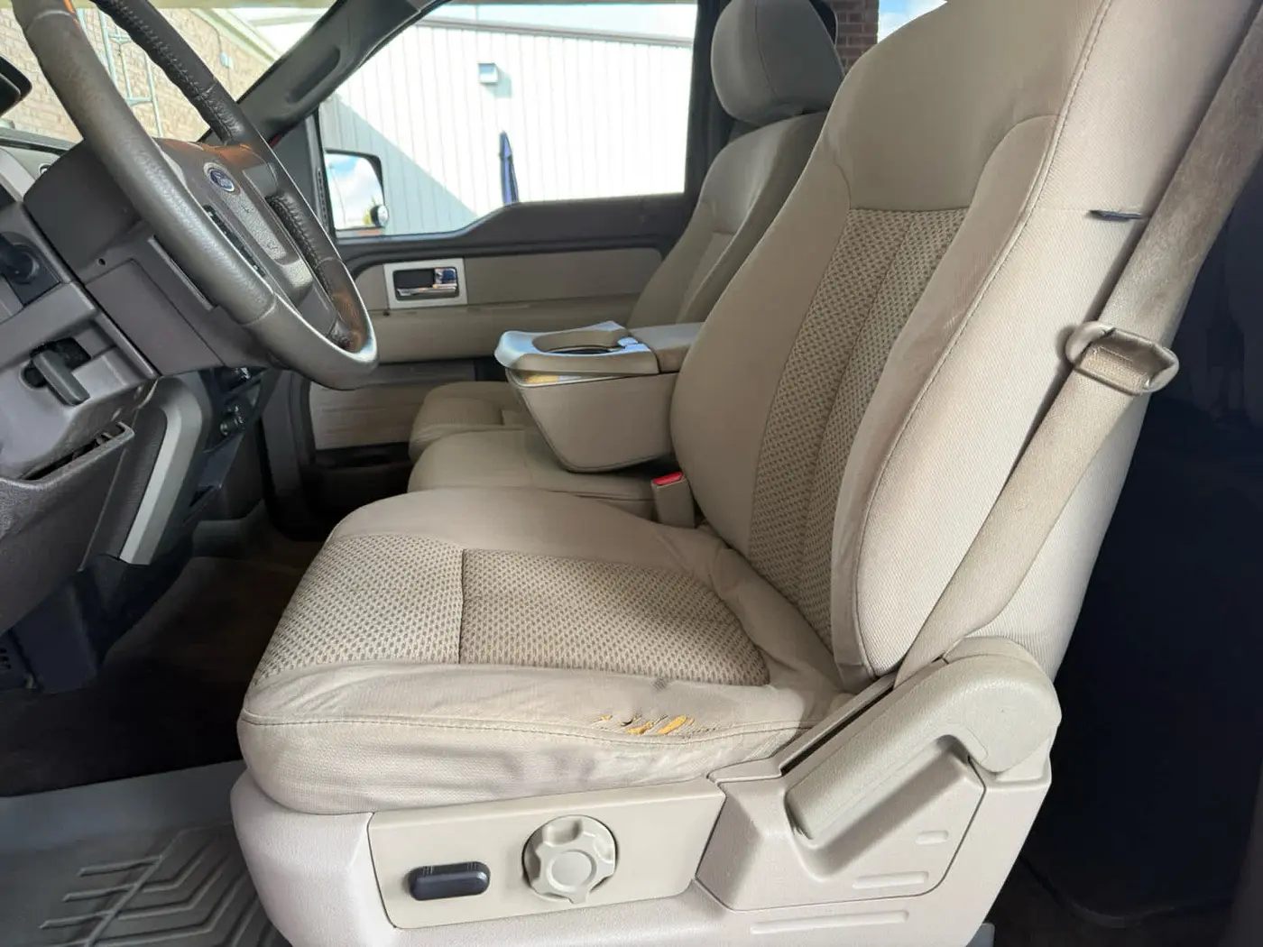 2010 Ford F-150 - $9,900