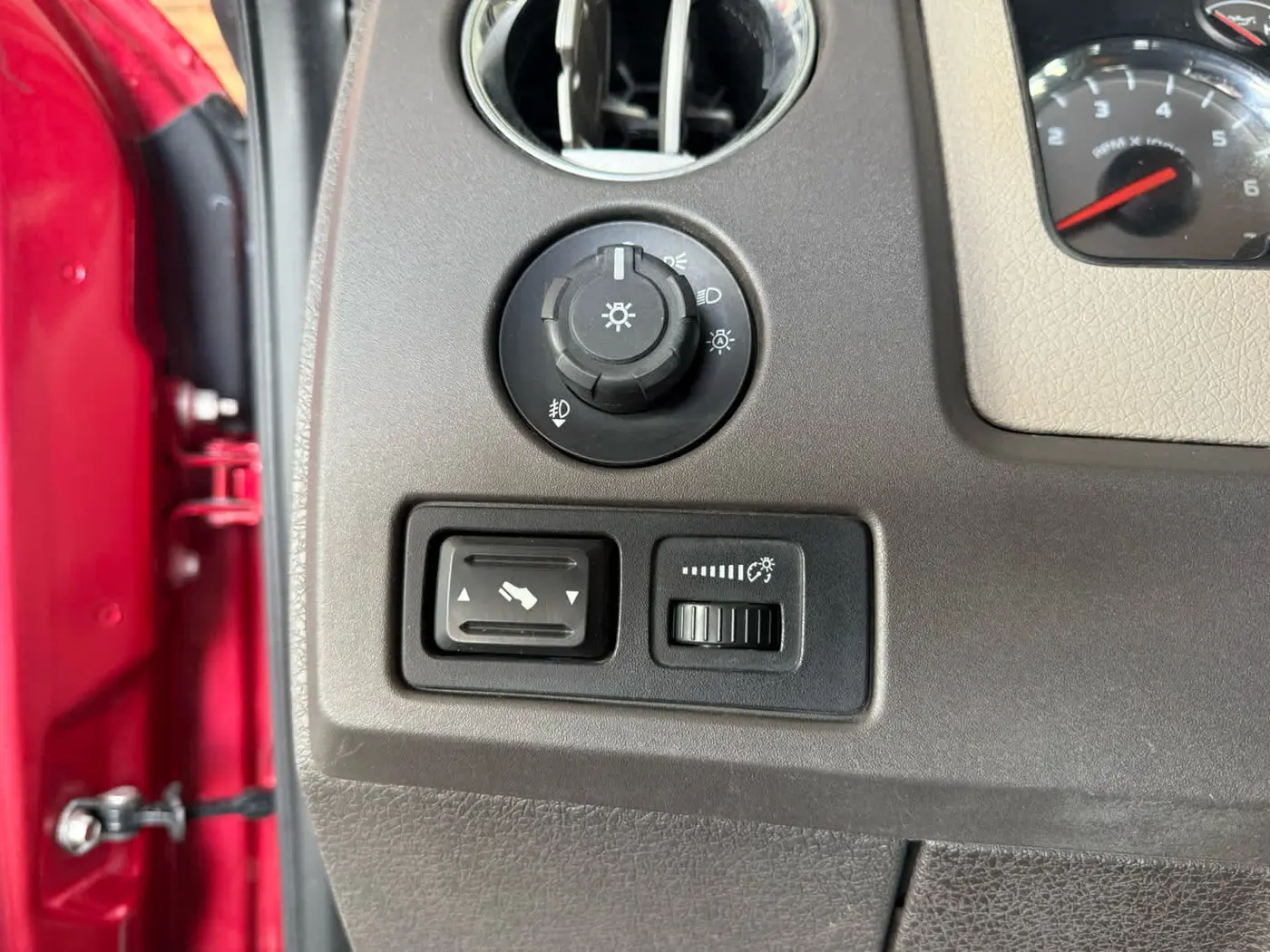 2010 Ford F-150 - $9,900