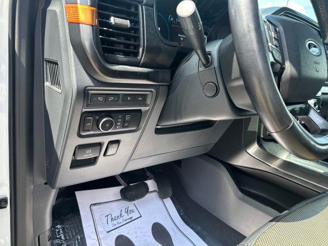 2022 Ford F-150 - $36,900