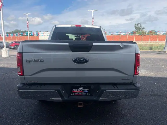 2016 Ford F-150 - $19,464