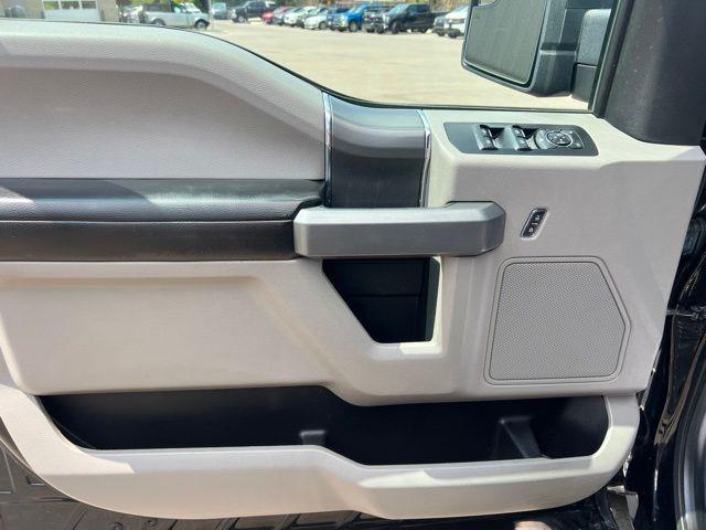 2017 Ford F-150 - $17,998