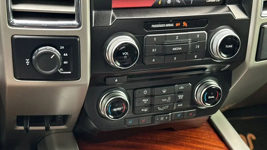 2015 Ford F-150 Platinum