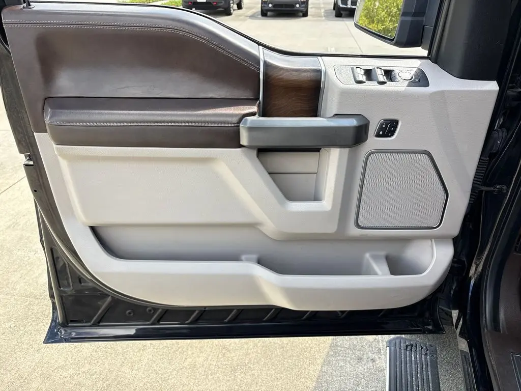 2019 Ford F-150 - $32,200