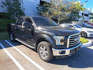 2015 Ford F-150 with Tuxedo Black Metallic Exterior