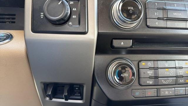 2015 Ford F-150 Platinum