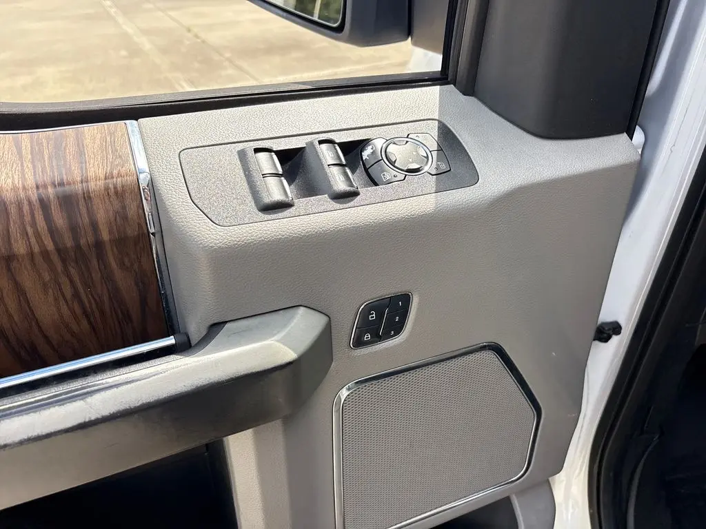 2018 Ford F-150 - $25,300