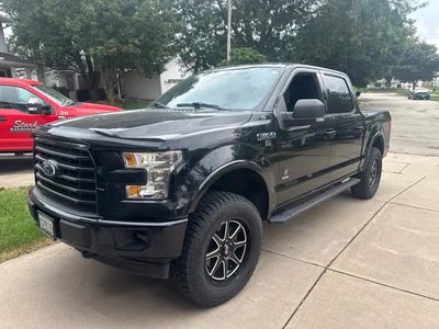 2017 Ford F-150 4X4 XLT 4DR Supercrew 5.5 FT. SB