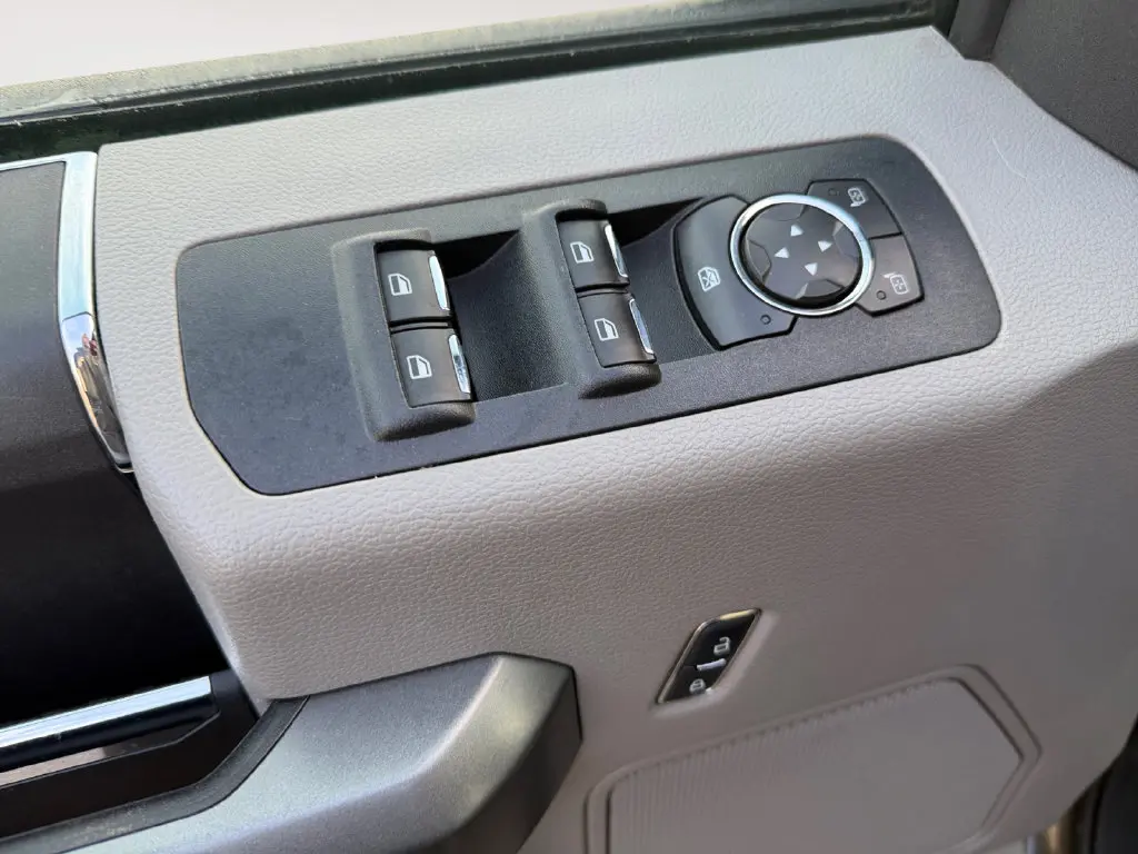 2017 Ford F-150 - $24,773