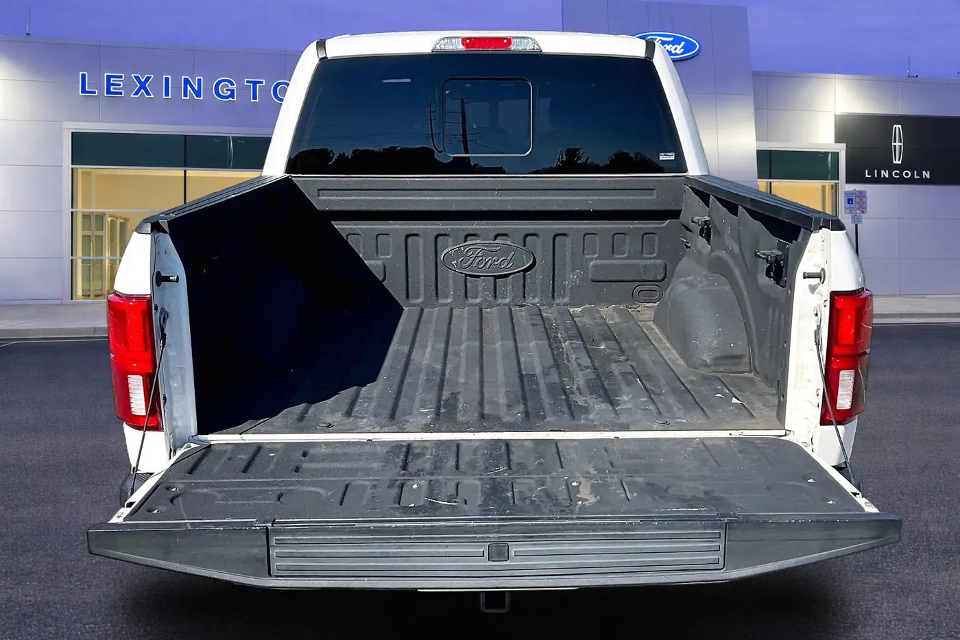 2018 Ford F-150 - $29,900