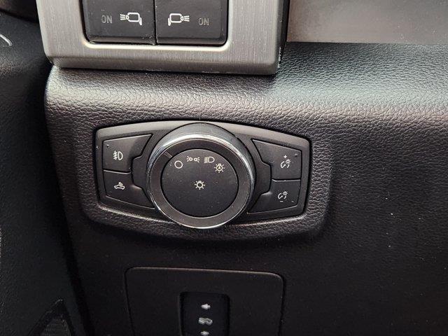 2016 Ford F-150 - $32,595