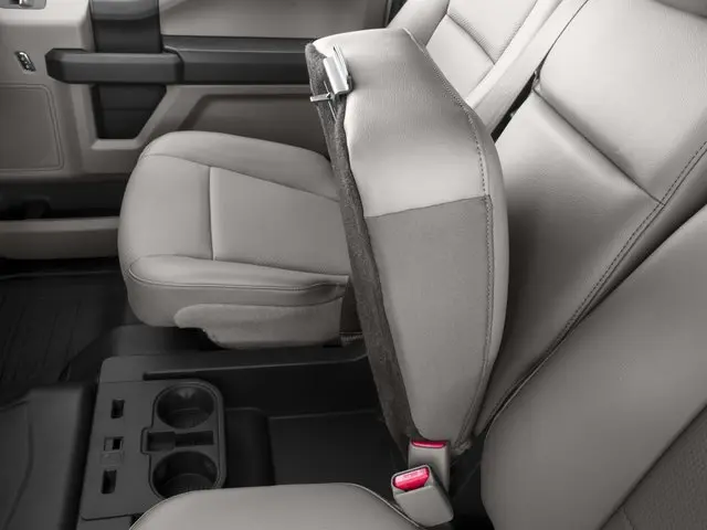 2016 Ford F-150 - $17,000