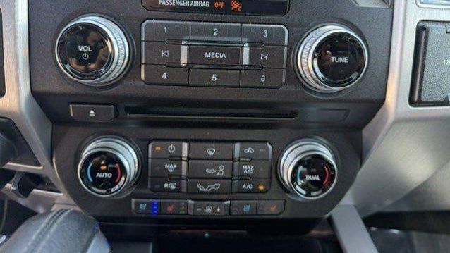 2017 Ford F-150 Platinum