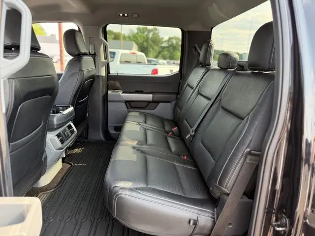 2022 Ford F-150 - $31,500