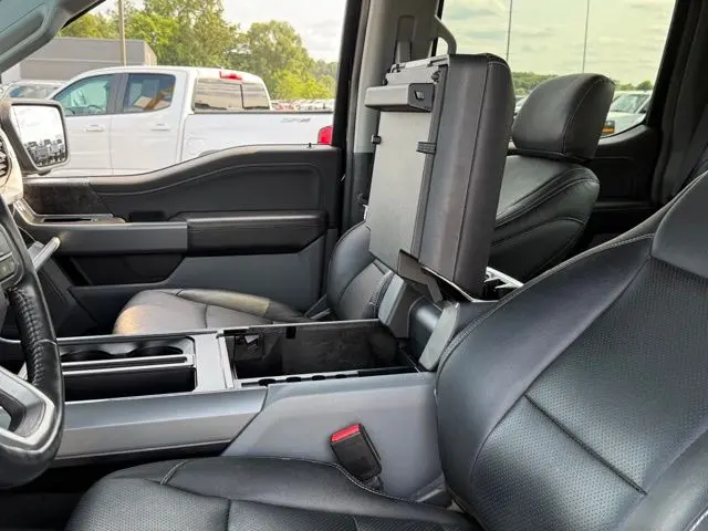 2022 Ford F-150 - $31,500