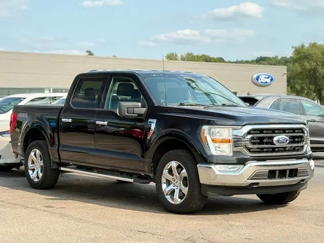2022 Ford F-150 - $31,500
