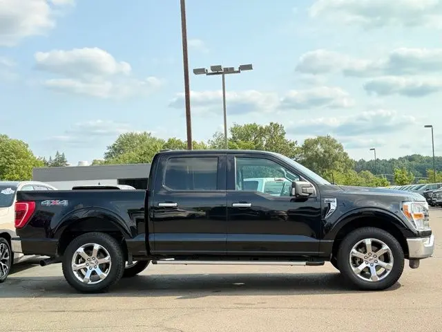 2022 Ford F-150 - $31,500