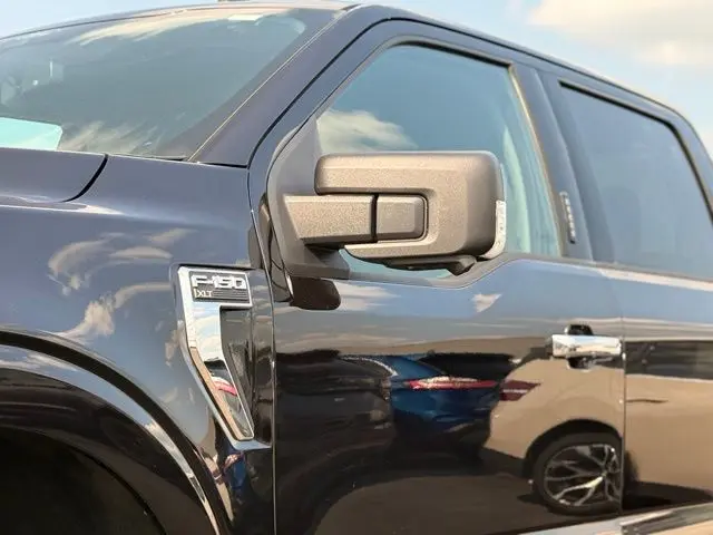 2022 Ford F-150 - $31,500