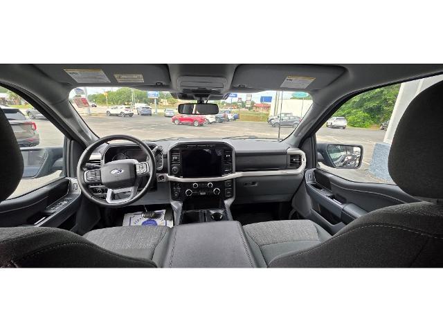 2023 Ford F-150 - $43,900