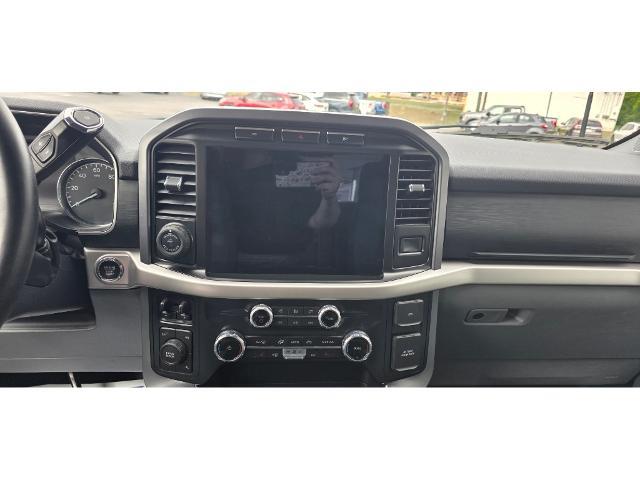 2023 Ford F-150 - $43,900