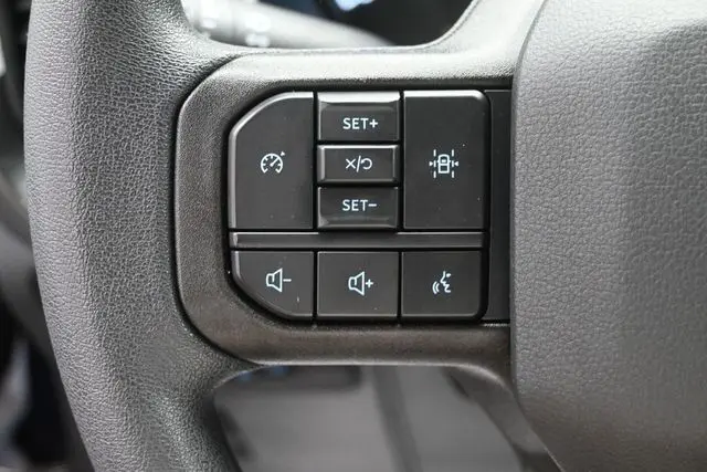 2023 Ford F-150 - $37,750