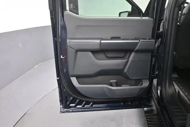 2023 Ford F-150 - $37,750