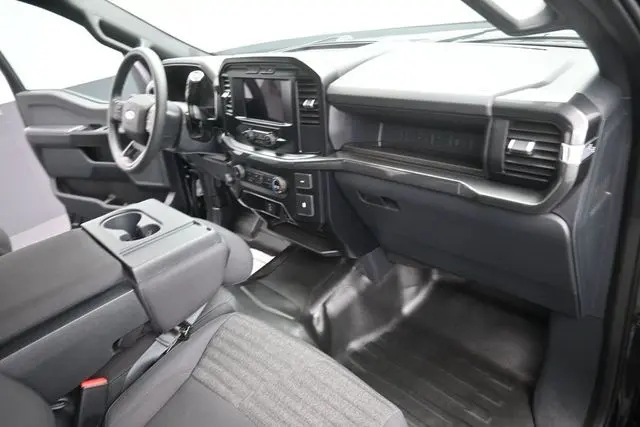 2023 Ford F-150 - $37,750