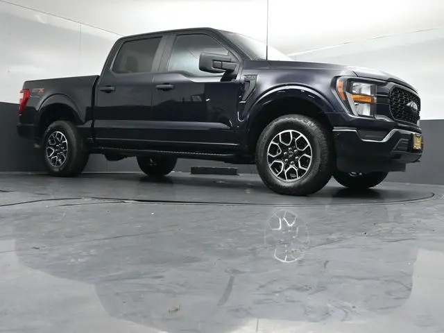 2023 Ford F-150 - $37,750