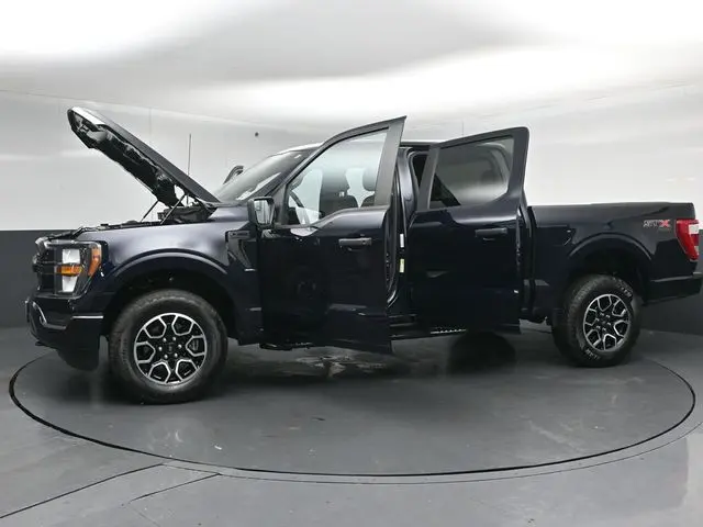 2023 Ford F-150 - $37,750