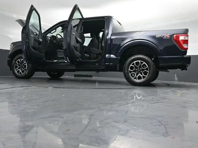 2023 Ford F-150 - $37,750