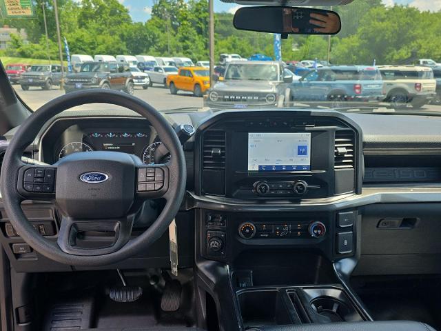 2023 Ford F-150 - $37,900