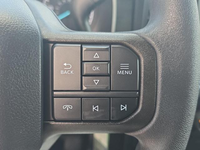 2023 Ford F-150 - $37,900