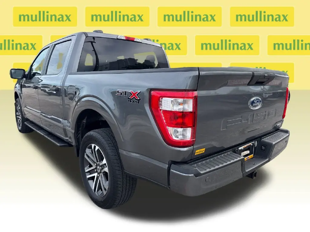 2023 Ford F-150 - $36,900