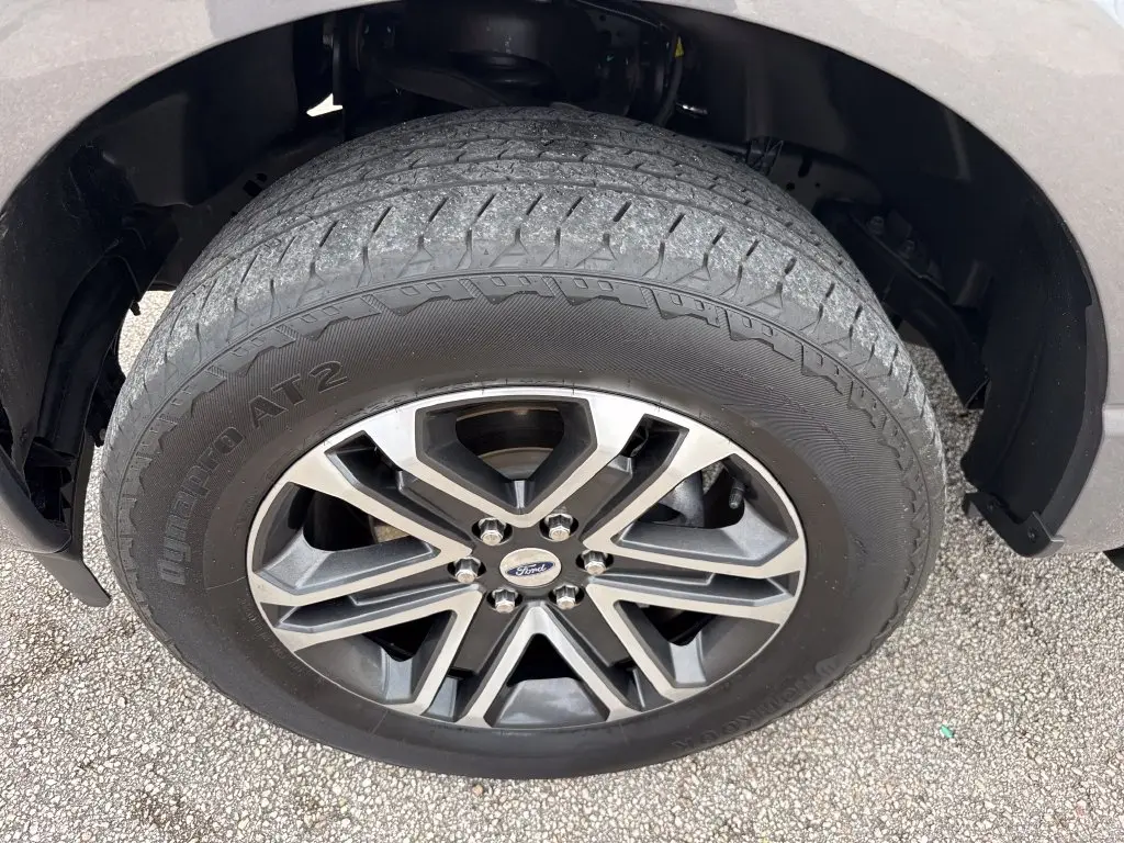 2023 Ford F-150 - $36,900