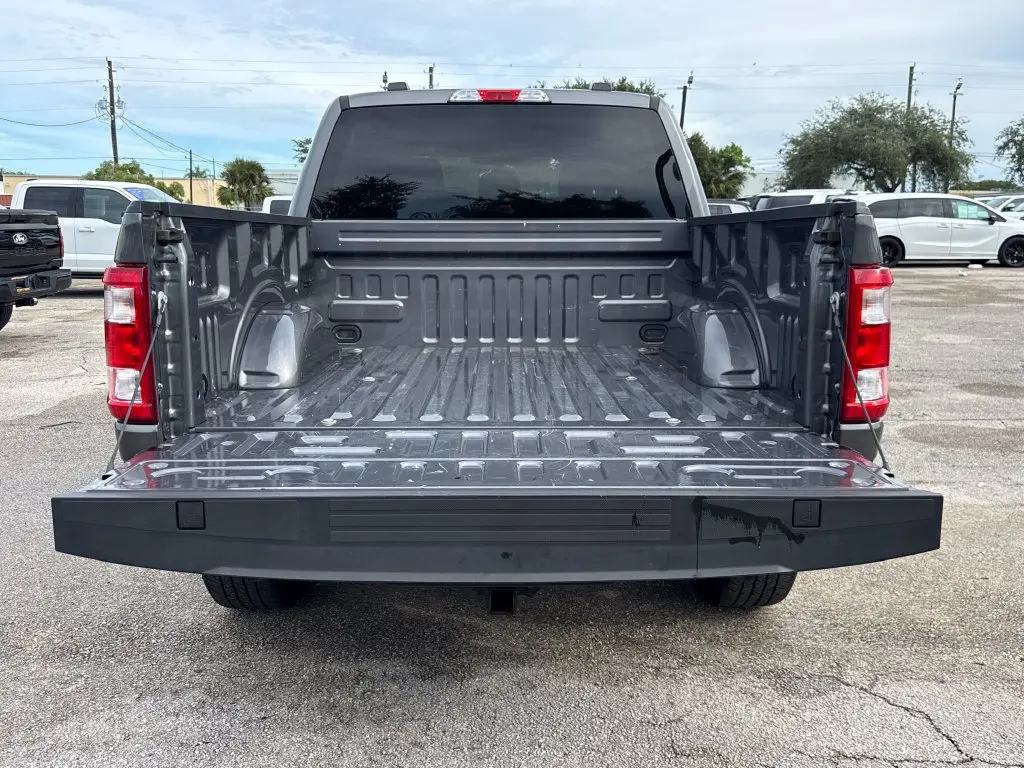 2023 Ford F-150 - $36,900