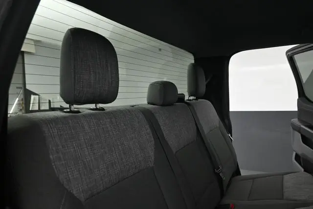 2023 Ford F-150 - $39,325