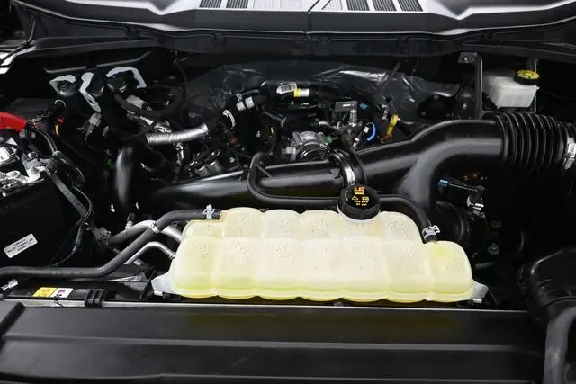 2023 Ford F-150 - $39,325
