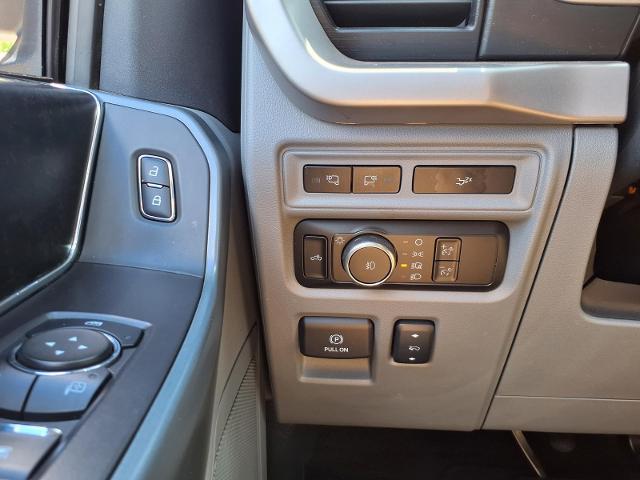 2023 Ford F-150 - $41,377