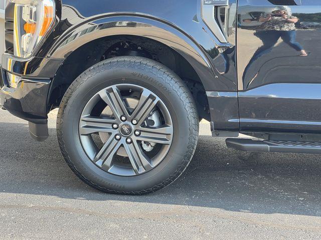 2023 Ford F-150 - $40,750