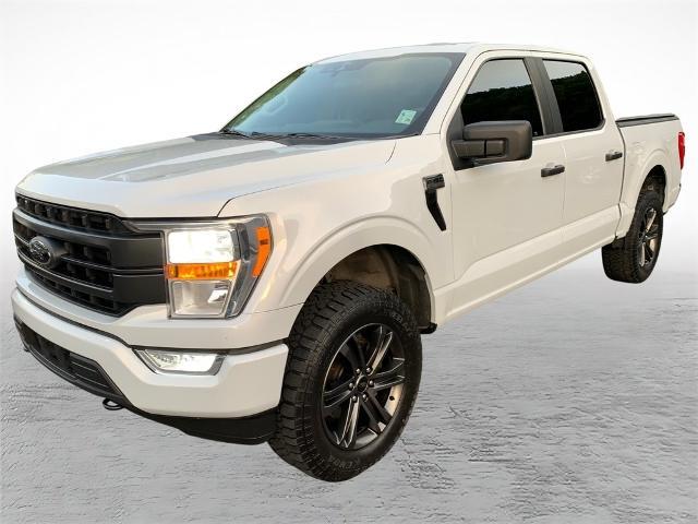 2022 Ford F-150 - $32,749