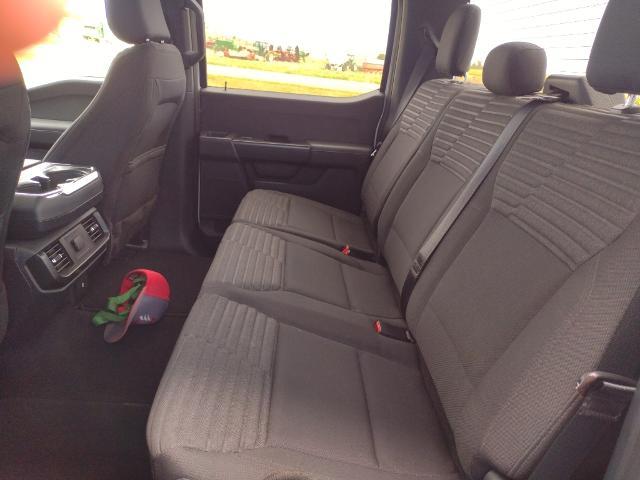 2023 Ford F-150 - $34,975