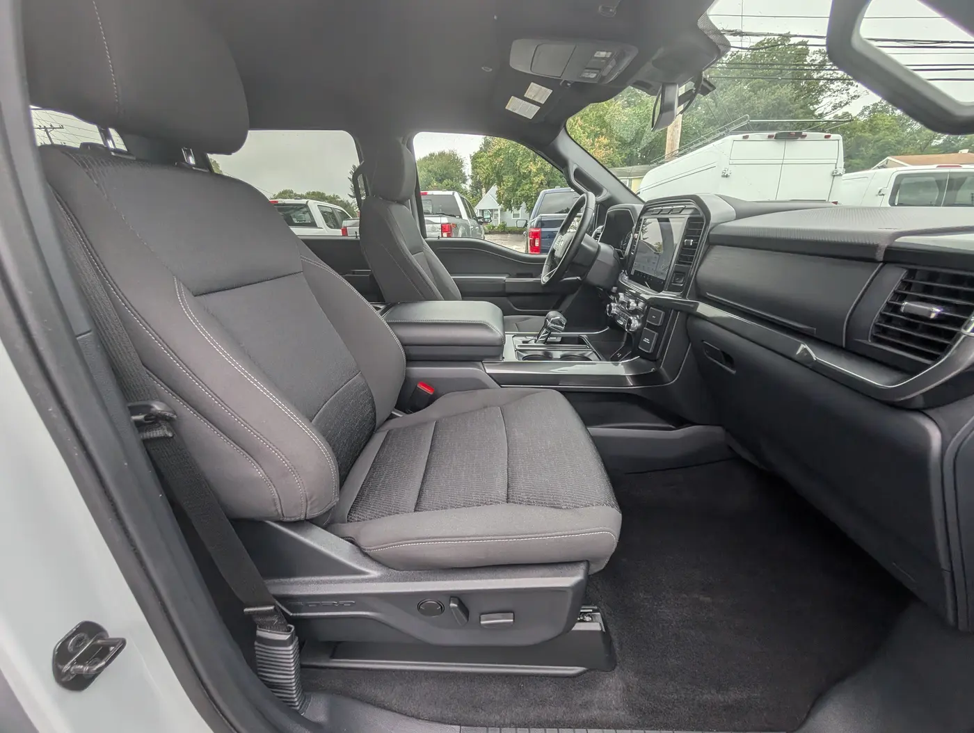2023 Ford F-150 - $39,000