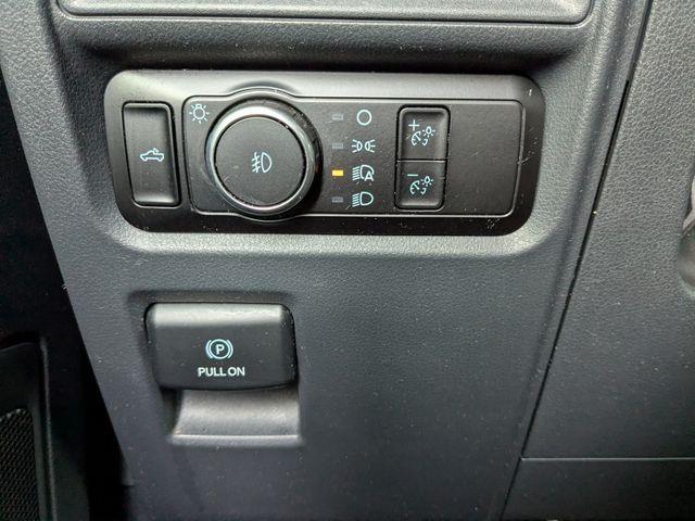 2023 Ford F-150 - $34,995