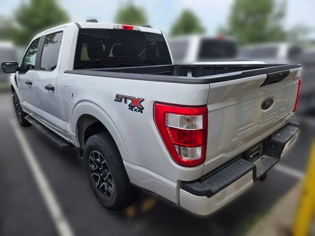 2022 Ford F-150 - $28,997