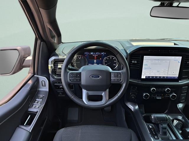 2023 Ford F-150 - $42,995