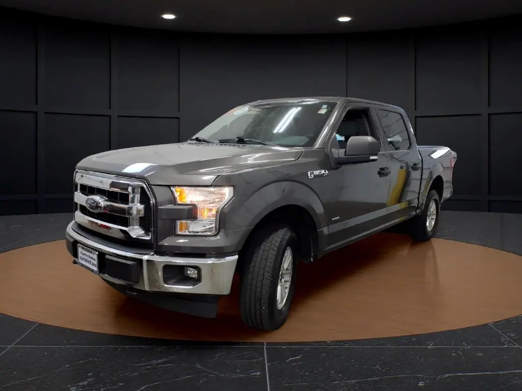 2017 Ford F-150 - $15,995