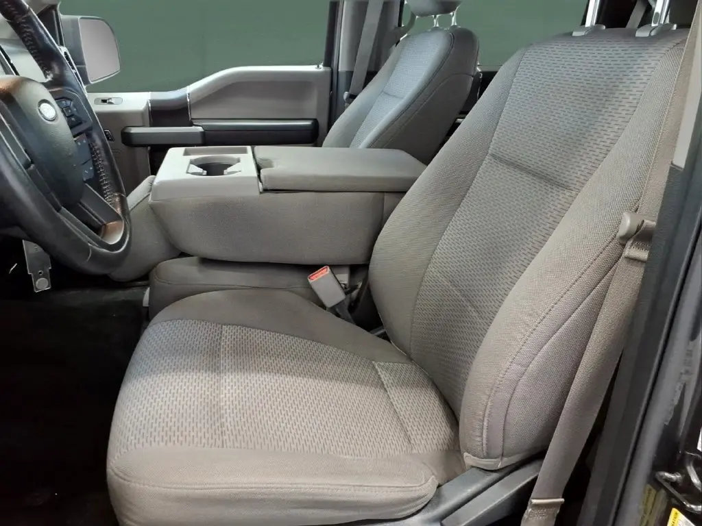 2017 Ford F-150 - $15,995