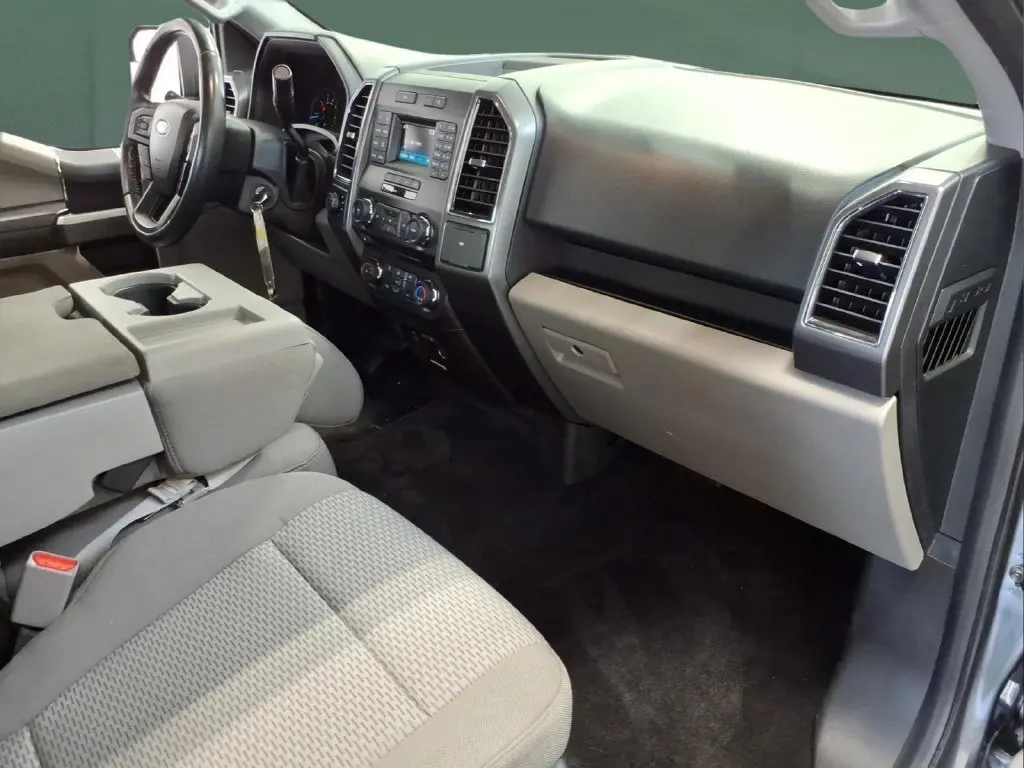 2017 Ford F-150 - $15,995